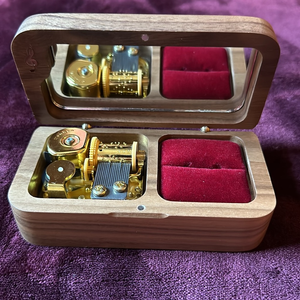You Are My Sunshine Music Box/Ring Holder